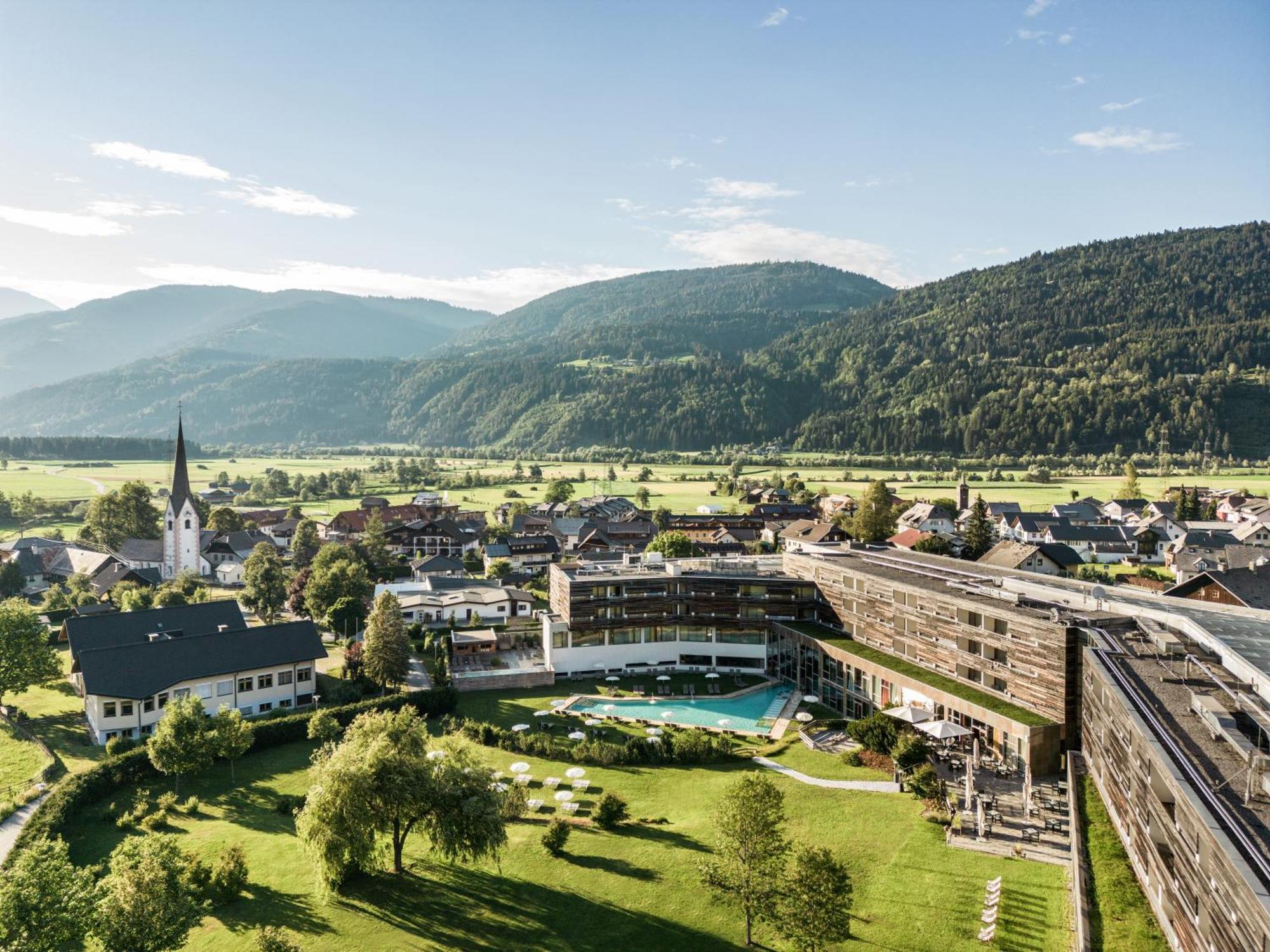 Falkensteiner Hotel & Spa Carinzia Superior Tröpolach Екстериор снимка