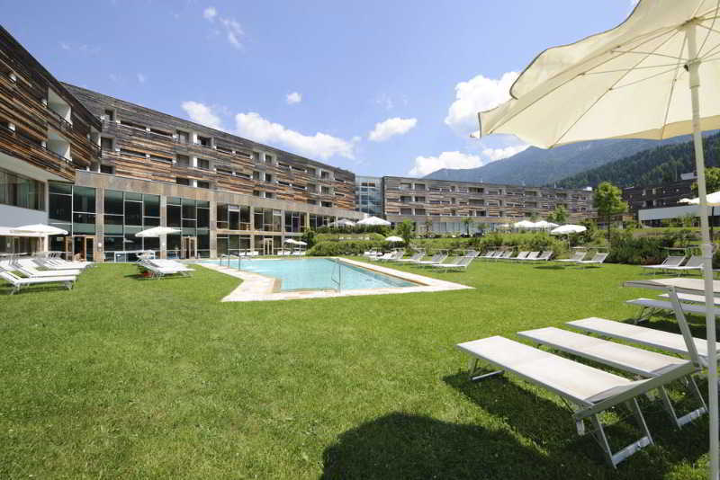 Falkensteiner Hotel & Spa Carinzia Superior Tröpolach Екстериор снимка