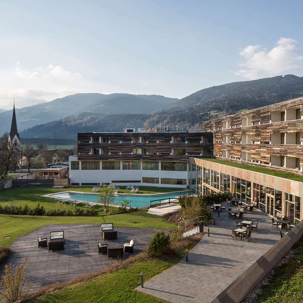 Falkensteiner Hotel & Spa Carinzia Superior Tröpolach Екстериор снимка
